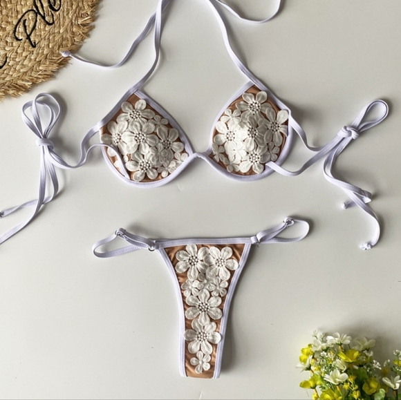 STUNNING NEW LACE/CROCHET TRANSPARENT STRING BIKINI - Picture 8 of 9